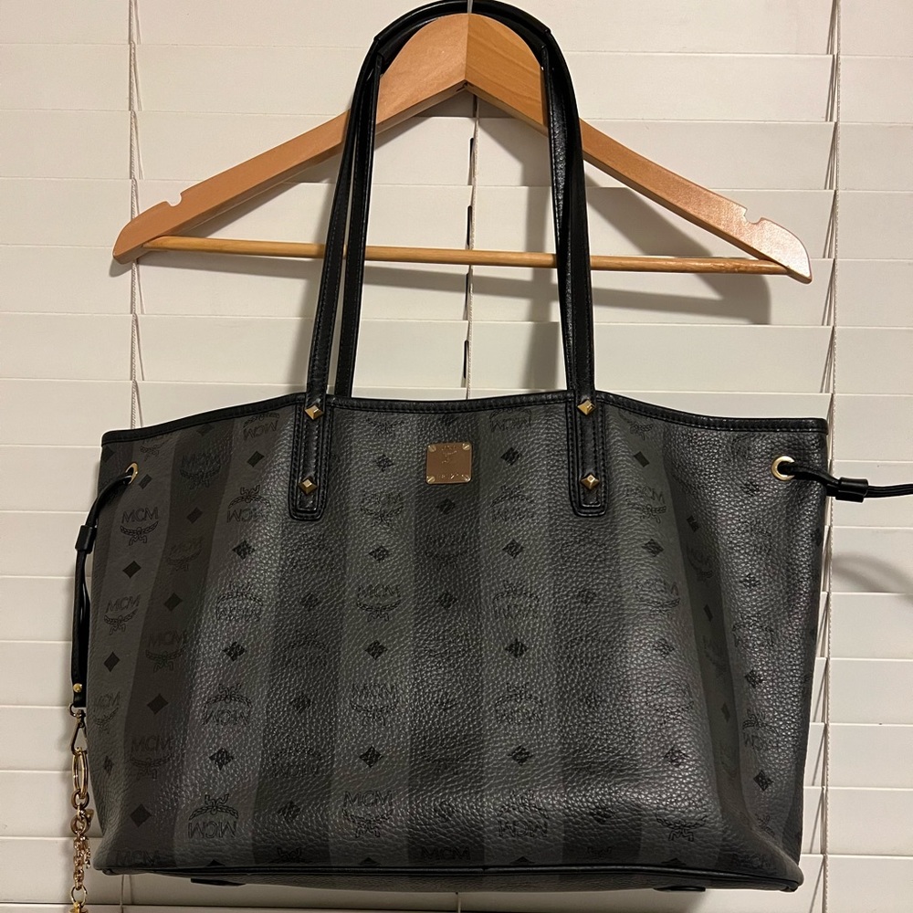 MCM REVERSIBLE TOTE BAG